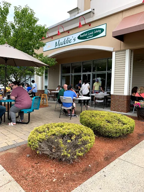 Maddies Bagel and Eatery