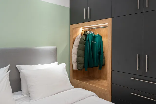 HOM | Sleep.Trip.Repeat