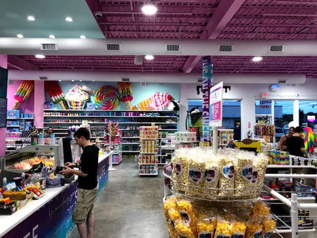 Sugar Life Ice Cream and Candy Bar