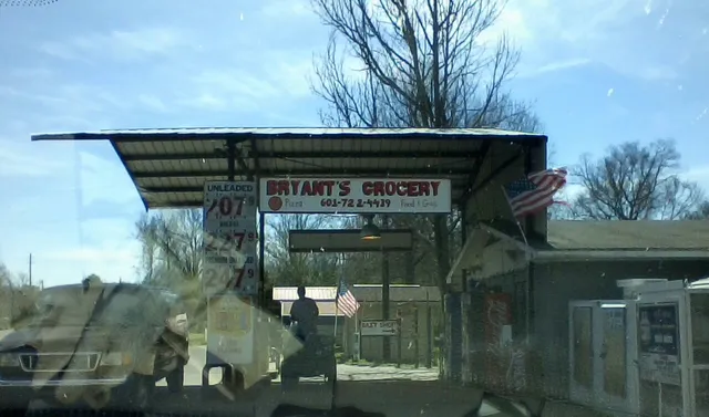 BRYANTS GROCERY