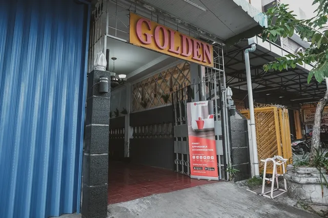 RedDoorz @ Jalan Monjali