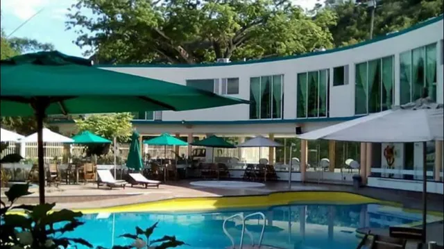 Hotel La Cascada Cristalina