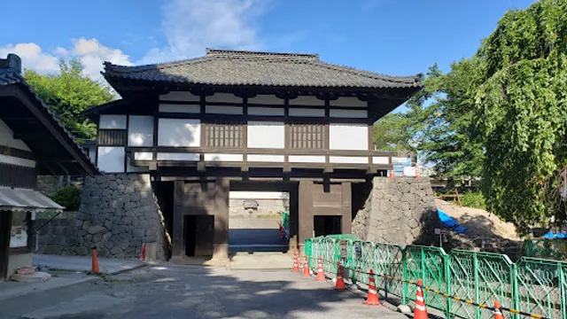 Komoro Castle Ruins - Kaikoen Park