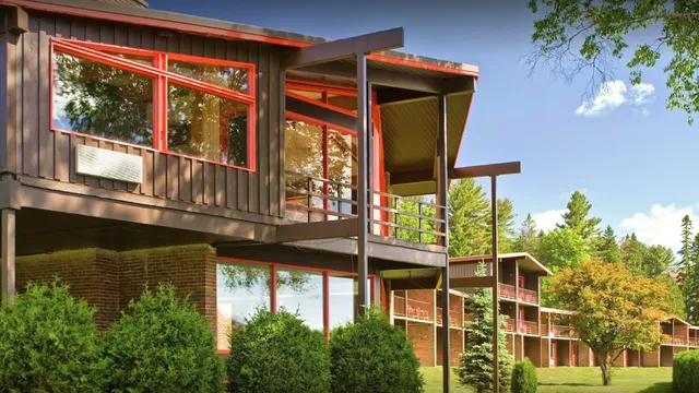 Lake House at High Peaks Resort