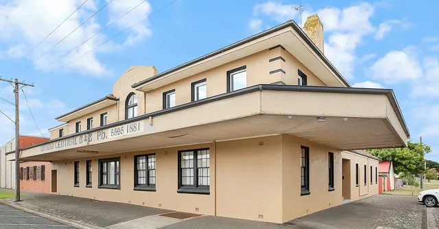 Grand Central Accommodation B&B Cobden