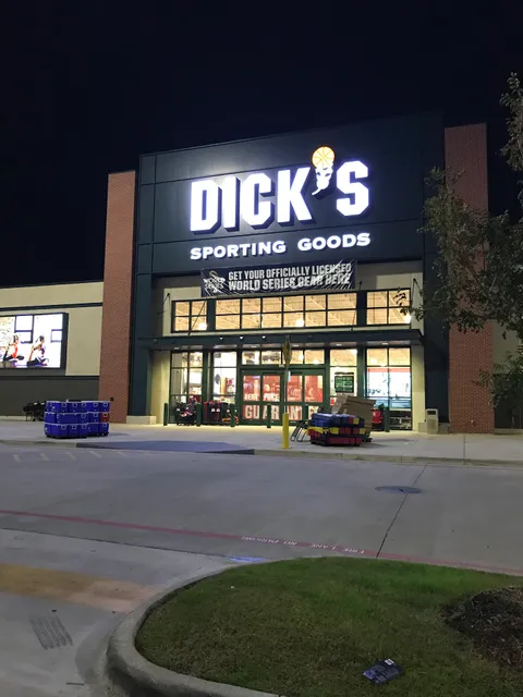 DICK'S Sporting Goods