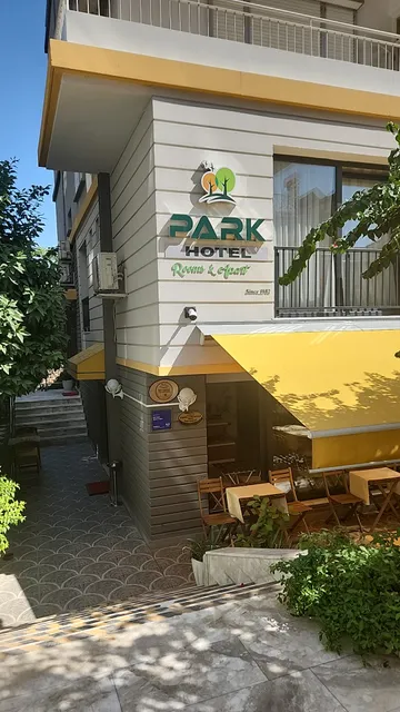 Park Hotel Rooms & Apart