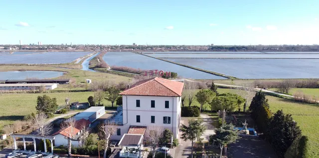 Hotel Ficocle Free Breakfast Corner