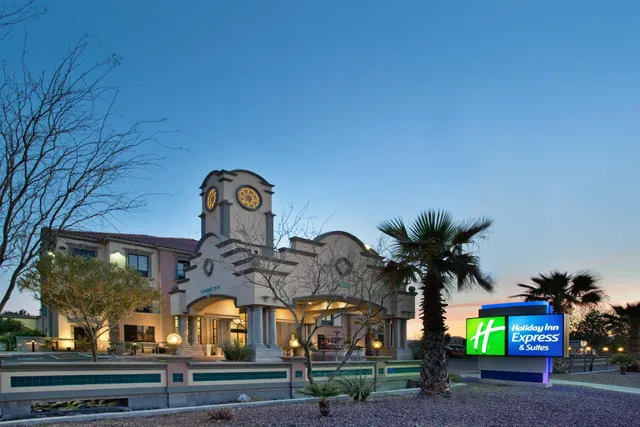 Holiday Inn Express & Suites Tucson Mall by IHG