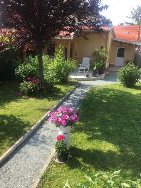 Rapszódia Apartmanház