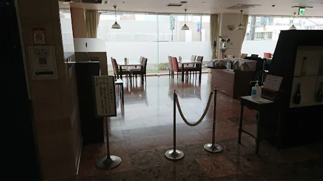 カフェ&レストラン キューカンバーツリー