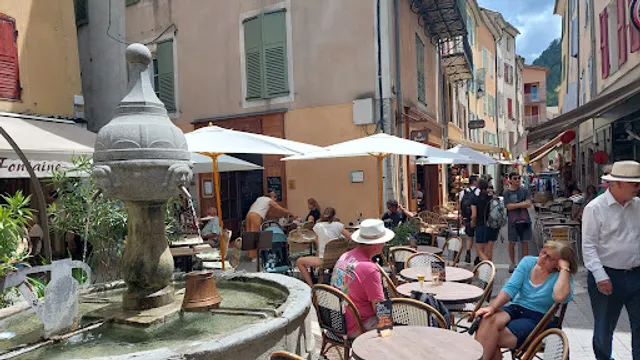 Le Bardot Restaurant