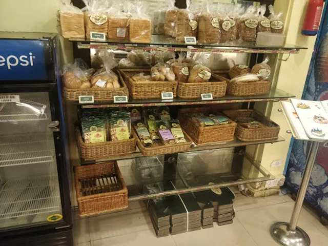 Unibic French Loaf Bakery and Cake Shop TTK Nagar Alwarpet, Chennai