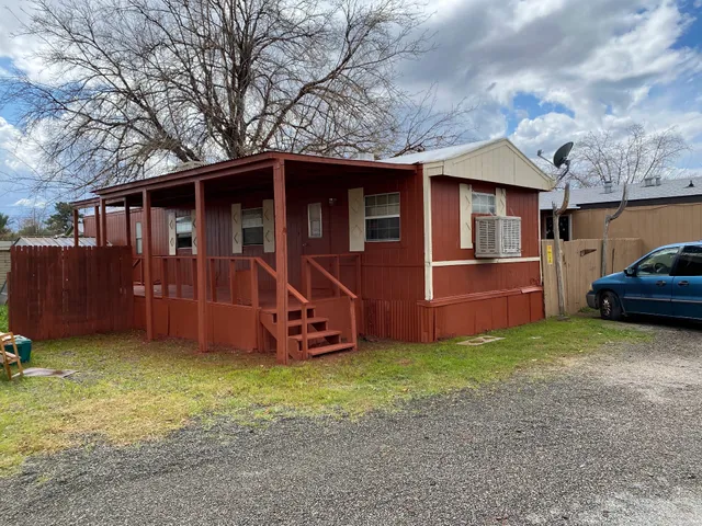 Squaw Valley Mobile Home Park