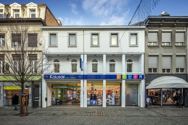 Kausar Exotic Market