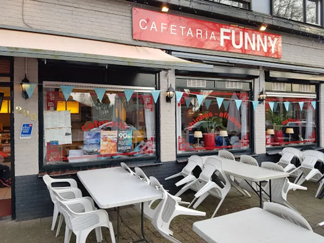Cafetaria Funny