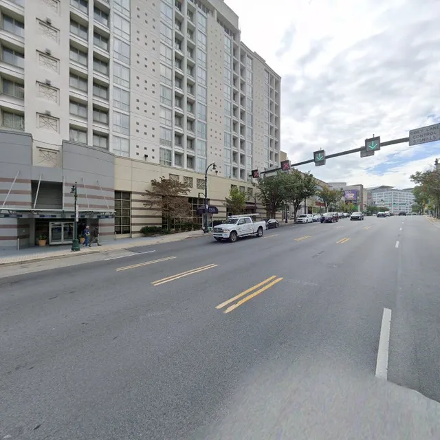 Savor Restaurant & Lounge