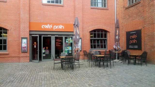 Café Práh - Kavárna a obchůdek