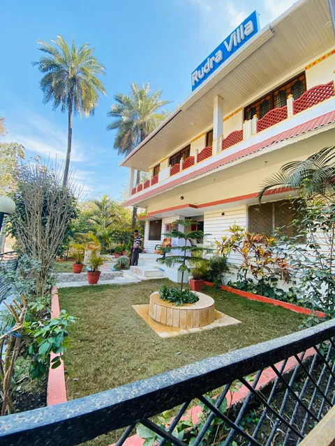 Hotel Rudra Villa