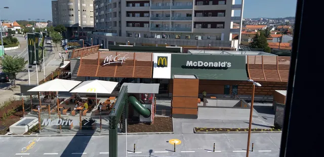 McDonald's - Paredes