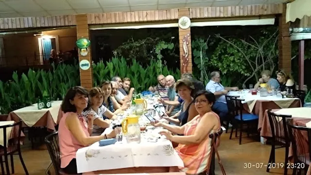 Η Ταβέρνα Του Καζαντζίδη