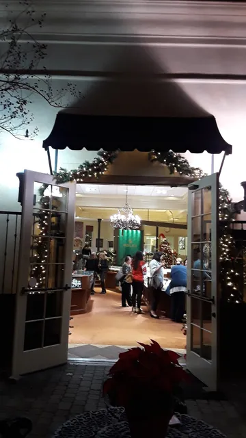 Paul's Jewelry Store