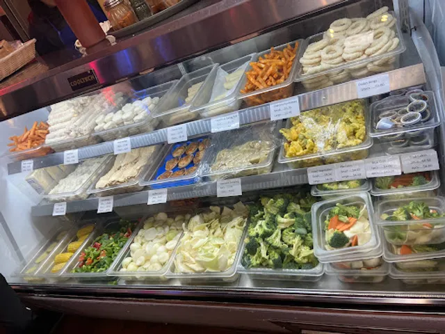 B&K Fish Mini Market