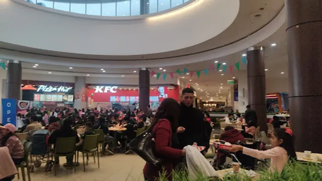 Pizza Hut - Mallplaza Huancayo