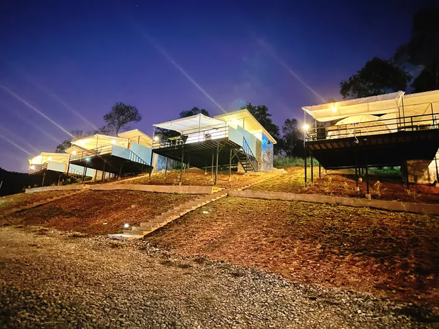 สวนไร่รุ่งอรุณ (Suan Rai Rung Arun)