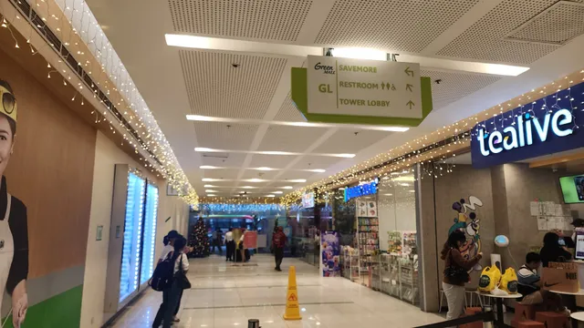 Green Mall