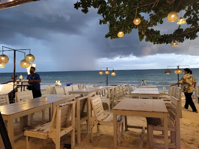 Praitalay Seafood Koh Samed