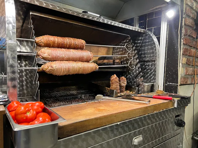 NE KOKOREÇ & MİDYE