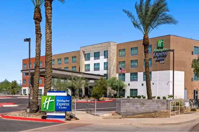 Holiday Inn Express & Suites Phoenix West Tolleson, an IHG Hotel