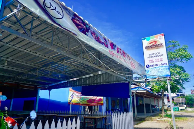 Boonpak Seafood - halal