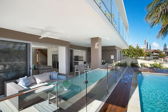 Elite Holiday Homes - LA LUNA