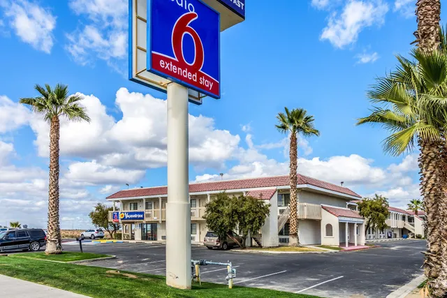 Studio 6 Buttonwillow, CA