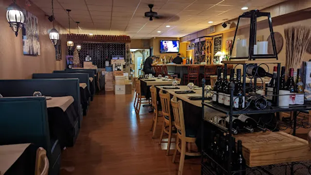 Sola Bistro and Wine Bar