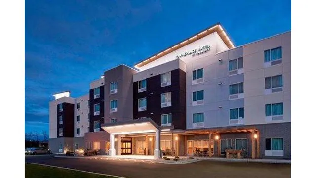TownePlace Suites by Marriott Grand Rapids Airport