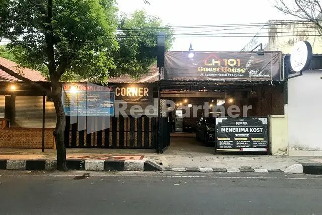 LH101 Guest House Syariah near Makam Sunan Bonang RedPartner