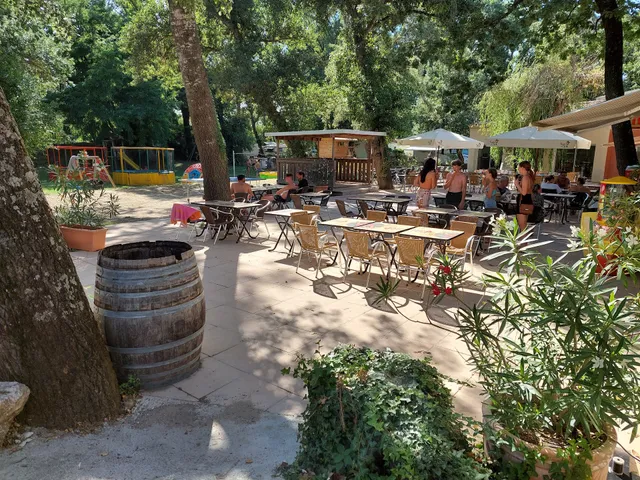 CAMPING LE BOIS DES ROCHES