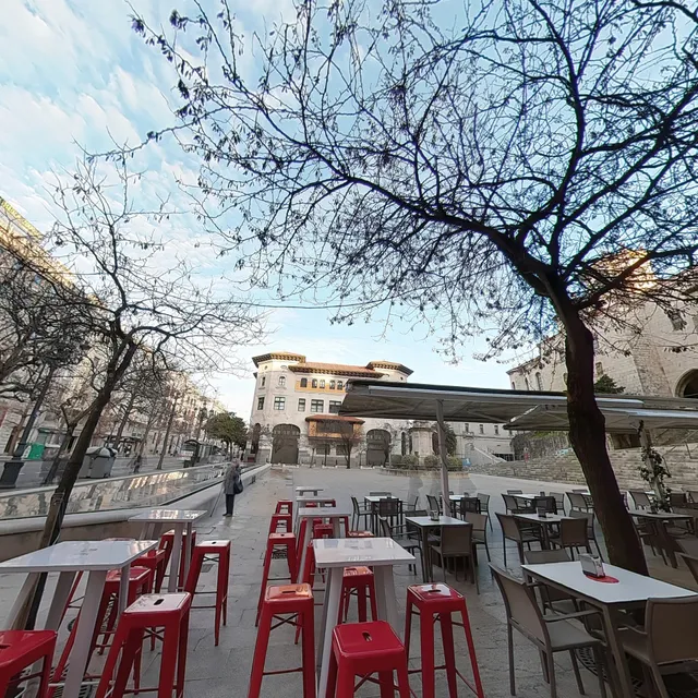 Caprice Crepería y heladería en Santander plaza de Atarrazanas