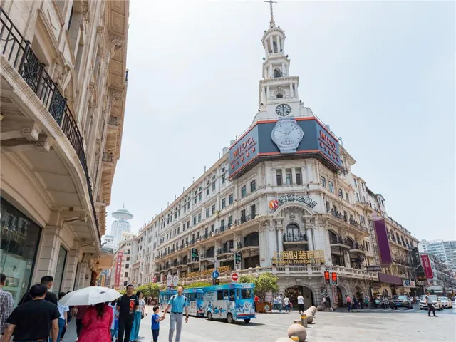 JJ Inns-Nanjing East Road Pedestrian Street