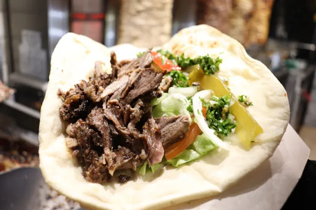 Shawarma Hut - Restaurant Elephant and Castle