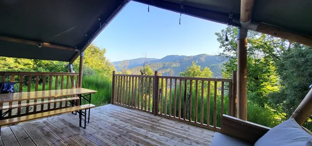 Camping à la ferme Lou Mas del Miech