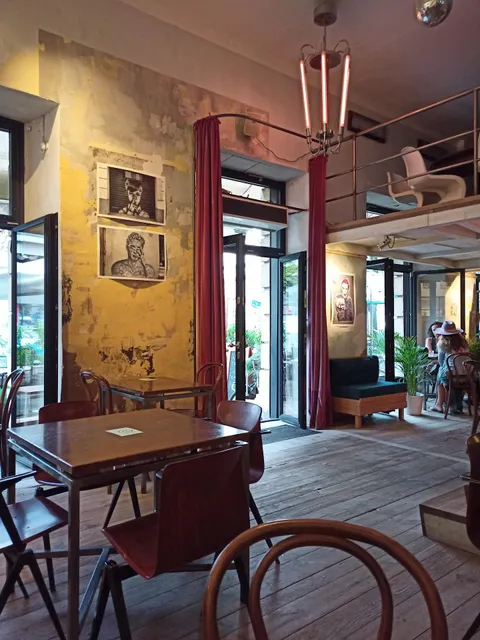 Miedzy Nami Restaurant & Night Bar