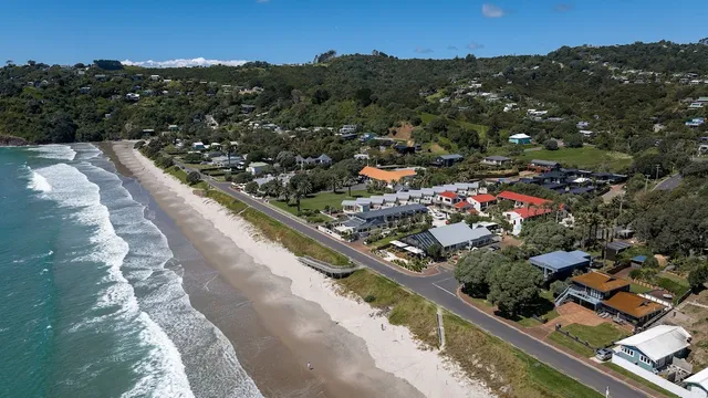 Onetangi Beach Apartments