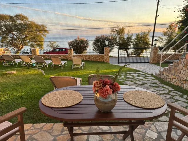 Διαμερισματα Αννα Μπουκαρη