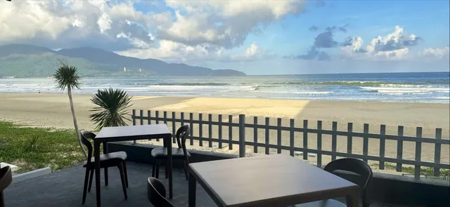 Shrine Beach Bar & Restaurant