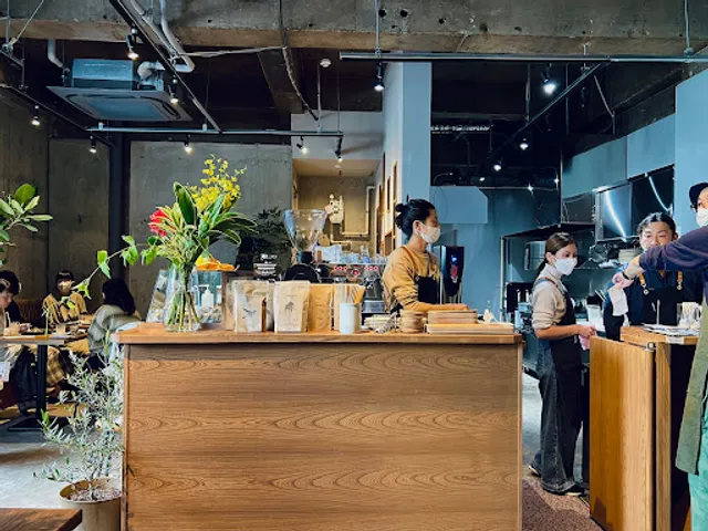 Darestore Coffee & Eatery