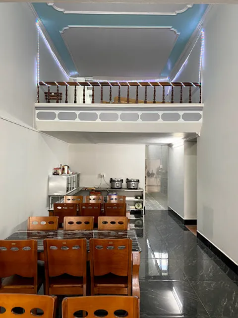 Caffe Yến Ngọc ( Xa Lạ Quán)